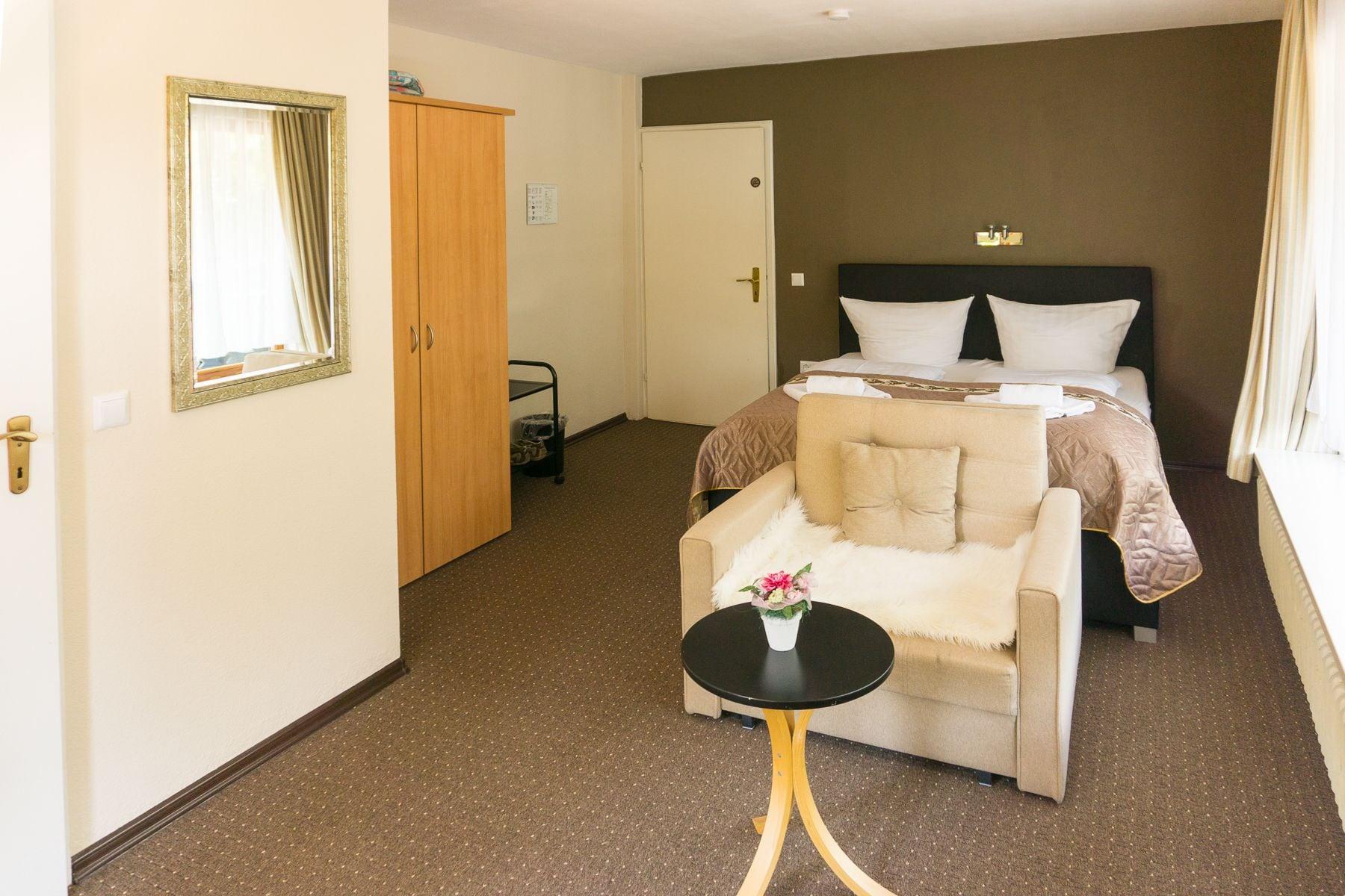 Kraehenbad Hotel Alpirsbach Zewnętrze zdjęcie