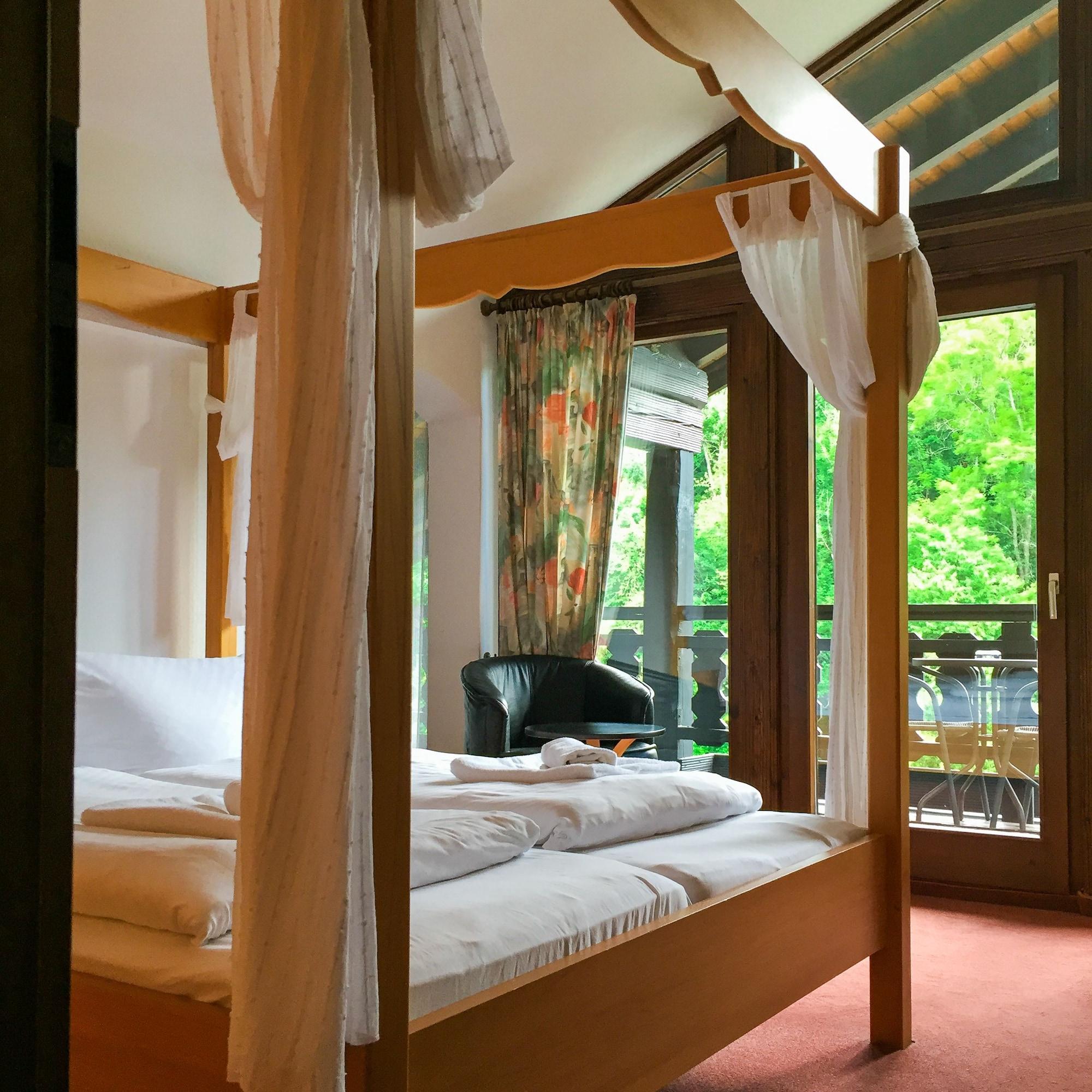Kraehenbad Hotel Alpirsbach Zewnętrze zdjęcie