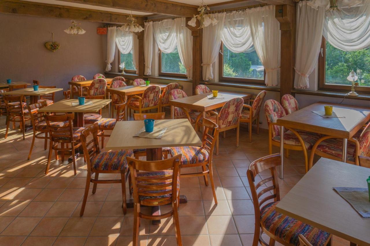 Kraehenbad Hotel Alpirsbach Zewnętrze zdjęcie